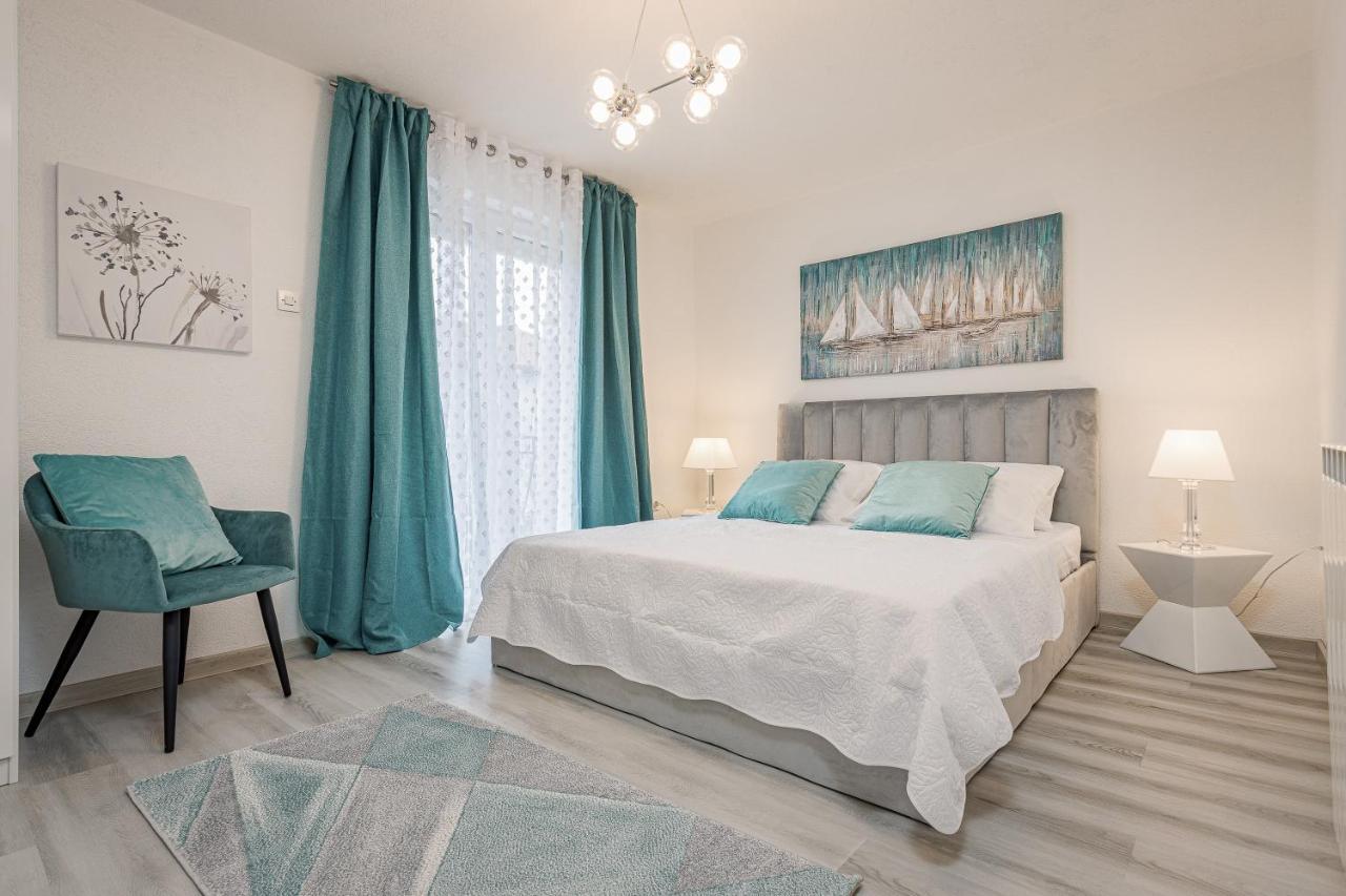 Luxury Apartments Gina Rovinj Exterior photo