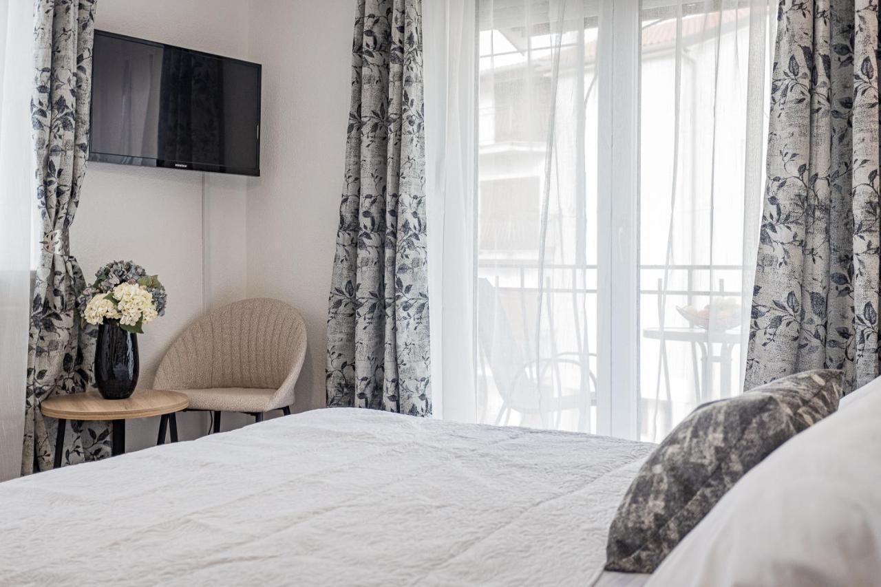 Luxury Apartments Gina Rovinj Exterior photo