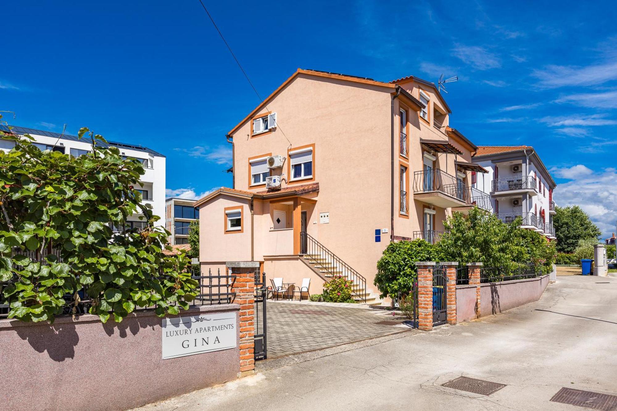 Luxury Apartments Gina Rovinj Exterior photo