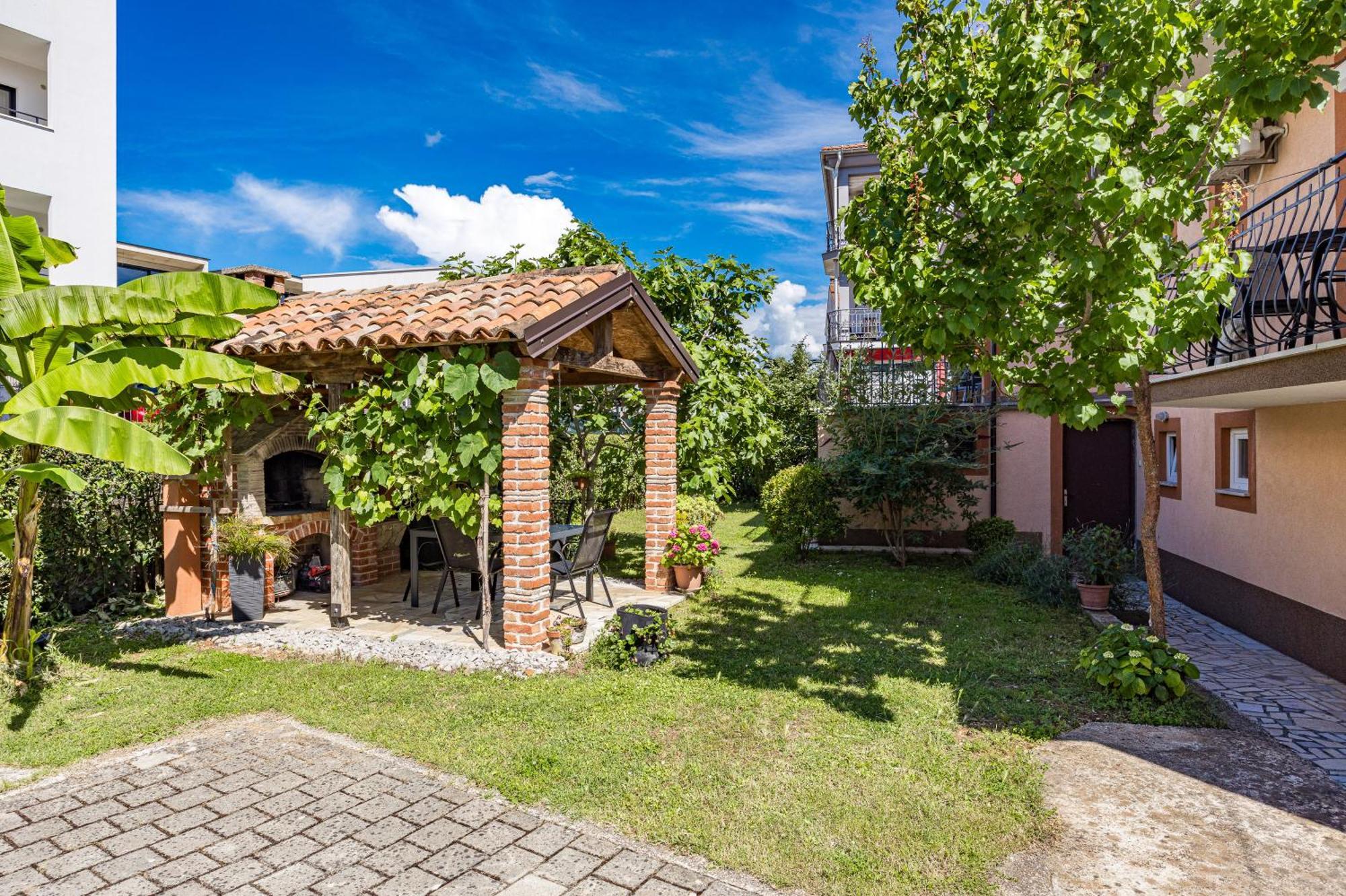 Luxury Apartments Gina Rovinj Exterior photo